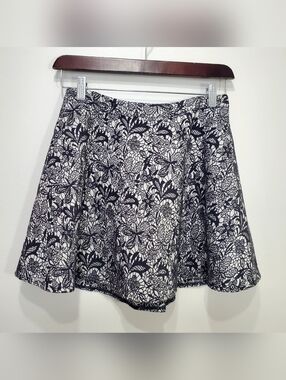 Cache Cache Black & White Floral Skater Skirt